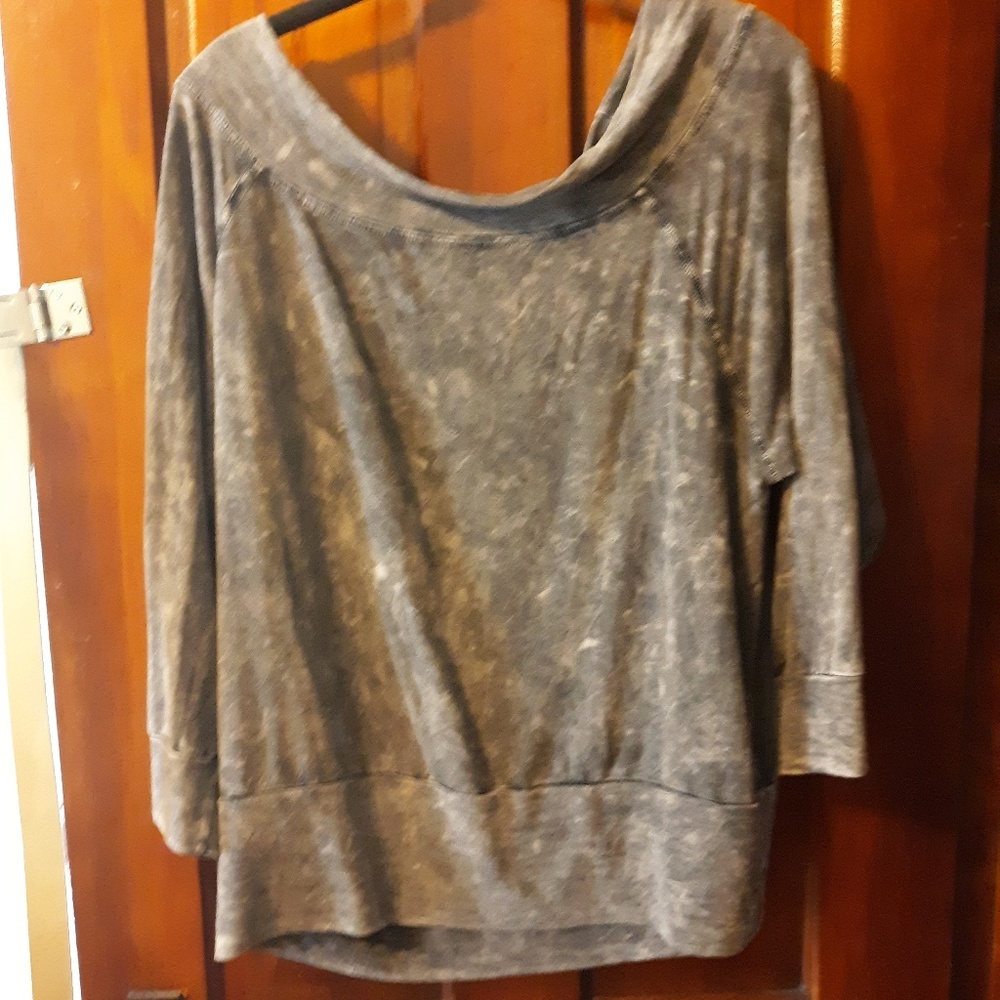 Promesa Off the Shoulder Top